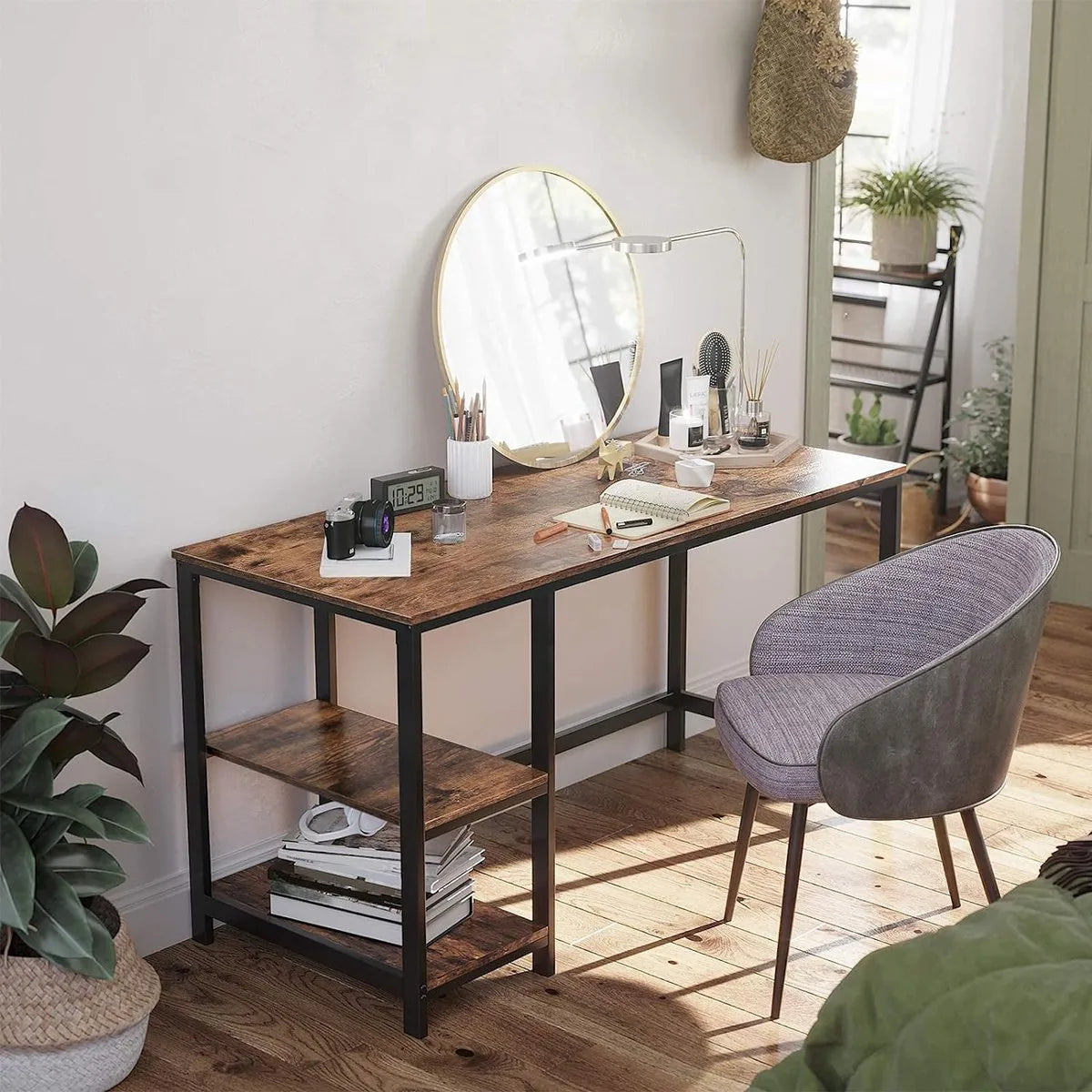Bureau VIERI met 2 Legplanken - Kantoormeubel - Zwart Metalen Frame en Bruin Vintage Hout