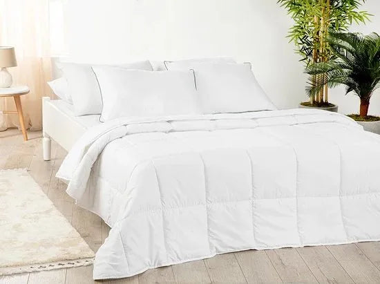 English Home bamboe tweepersoons dekbedset - 195X215 cm 2x50x70 cm - Wit