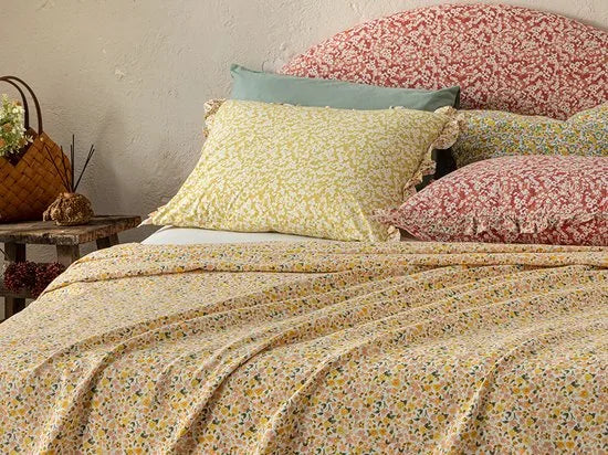 English Home bedsprei - 150x220 cm - Geel
