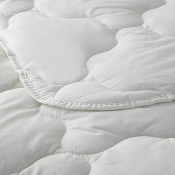 English Home Comfy Cotton Quilt - 195x215 cm - Wit