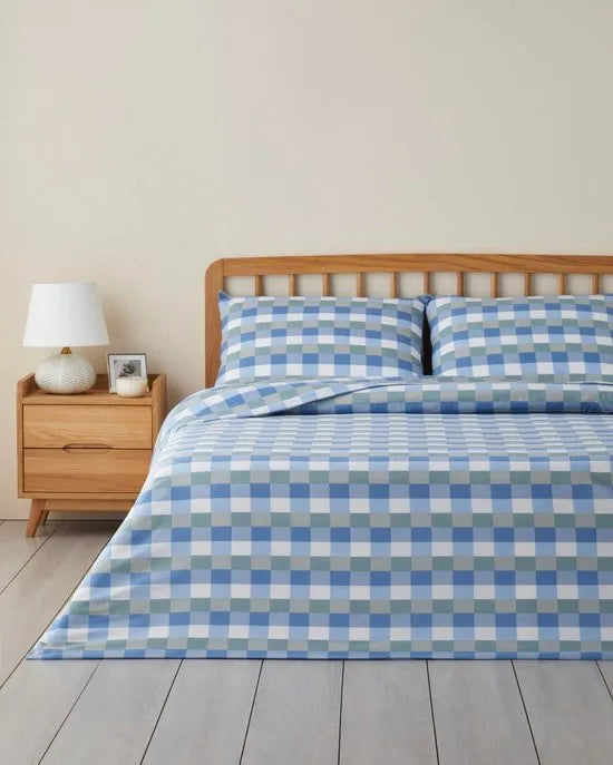 English Home Cuby Dekbedovertrekset 200x220 cm – 2-persoons – Inclusief 2 Kussenslopen – Kreukherstellend – Blauw