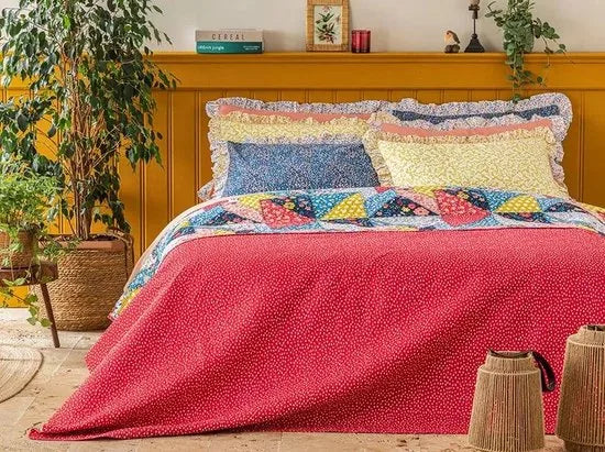 English Home dekbed zonder overtrek - Bedrukt dekbed - Wasbaar - 200x220 cm - Rood