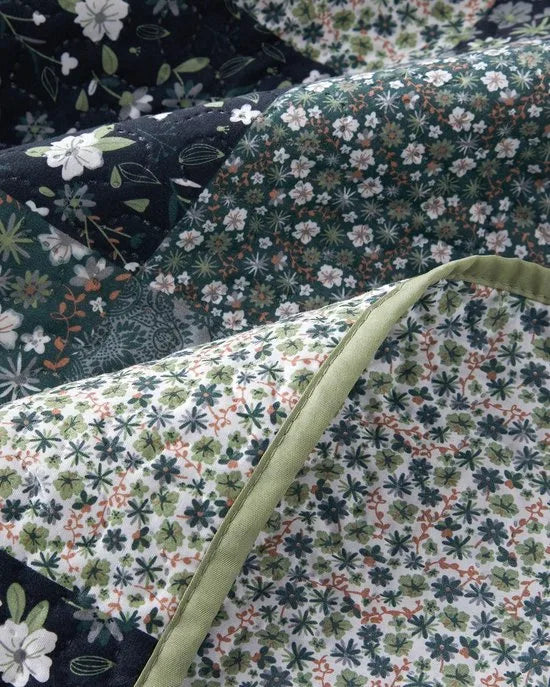 English Home - Dekbed zonder overtrek - Flower Patch - Eenpersoons - Multi Cover Purpose -Double sided - Bedrukt deken - Bedsprei – Zomerdeken - Wasbaar - 160x220 cm - Groen