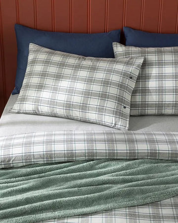 English Home - Dekbedovertrekset Cozy - Katoen - Incl. Hoeslaken 160x200 -2 kussenslopen - Winter Soft - Winterselectie - 200 x 220 cm - Grijs
