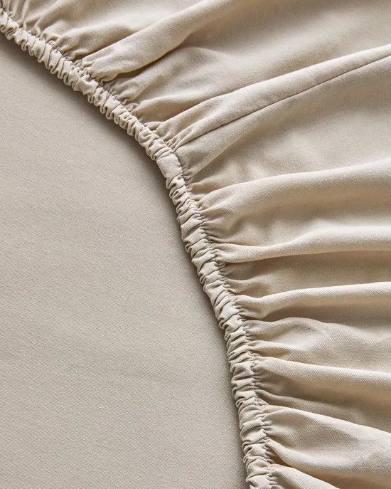 English Home Diamond Silky Cotton - Tweepersoons -Dekbedovertrekset - Zijdeachtig Katoenen - Incl. Hoeslaken 160x200 - 2 kussenslopen - 200 x 220 cm -Beige