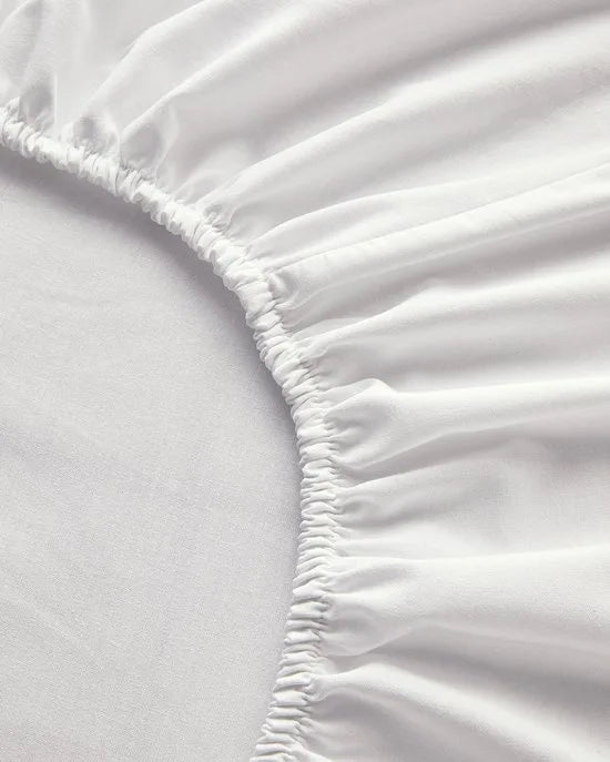 English Home Diamond Silky Cotton - Tweepersoons -Dekbedovertrekset - Zijdeachtig Katoenen - Incl. Hoeslaken 180x200 - 2 Kussenslopen - 240 x 220 cm - Wit