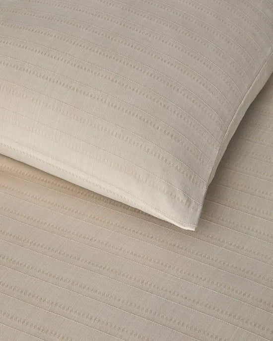 English Home Diamond Silky Cotton - Tweepersoons -Dekbedovertrekset - Zijdeachtig Katoenen - Incl. Hoeslaken 160x200 - 2 kussenslopen - 200 x 220 cm -Beige