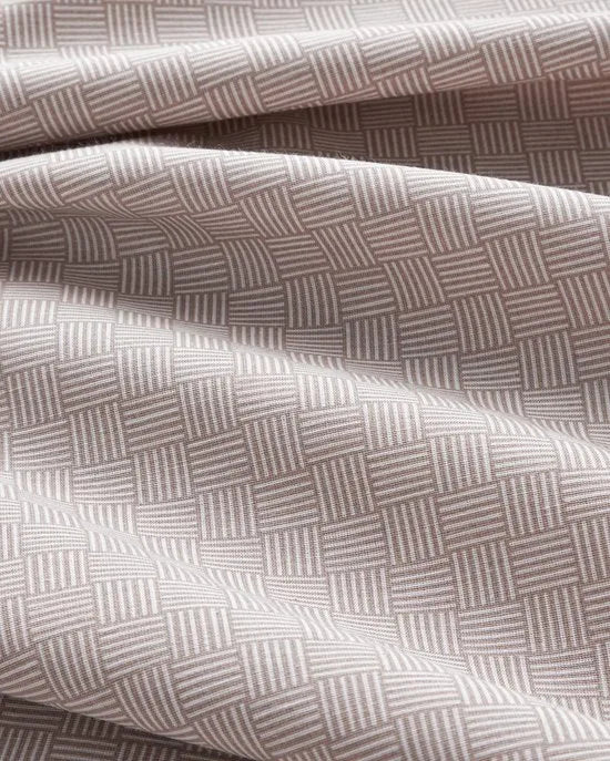 English Home Linework Dekbedovertrek Tweepersoons 200x220 cm – Incl. 2 Kussenslopen & 1 Laken 230x260 cm – Makkelijk te Strijken – Licht Bordeaux