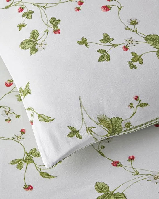 English Home - Strawberry Dekbedovertrekset - Eenpersoons - 100% Katoen - 1 kussensloop - 160 x 220 cm - Rood/Groen