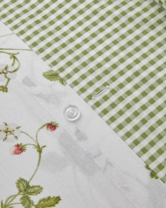 English Home - Strawberry Dekbedovertrekset - Eenpersoons - 100% Katoen - 1 kussensloop - 160 x 220 cm - Rood/Groen