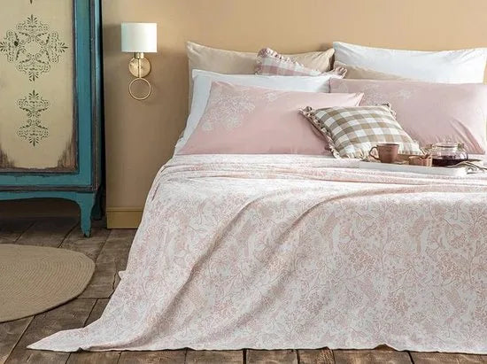 English Home Summer blanket - Bedsprei incl. 2 kussenslopen en laken - 200x220 cm - Roze