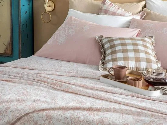 English Home Summer blanket - Bedsprei incl. 2 kussenslopen en laken - 200x220 cm - Roze