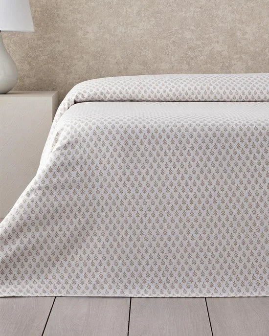 English Home zomerdeken - Pure Leaves - Elegance Bedsprei - Twee persoons - Extra Dunne Zomerdeken - Katoen - 200x220 cm – Beige