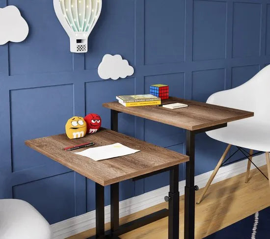 FurniChic, verstelbare moeder- en kind 2-delige tafelset, in hoogte verstelbare tafel, bijzettafel, speeltafel, bureau voor hem en haar, multifunctioneel-Sacramento OAK, 80 x 60 x 43-73 cm (l x b x h)