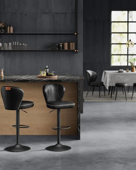 FurnStar - Barkruk - 360° Draaibare Barkruk - Set van 2 - In Hoogte Verstelbare Barstoel met Rugleuning - Kunstleer - Naden - Mid-Century Moderne Stijl - Keuken - Huisbar - Eenvoudige Montage - Zwart