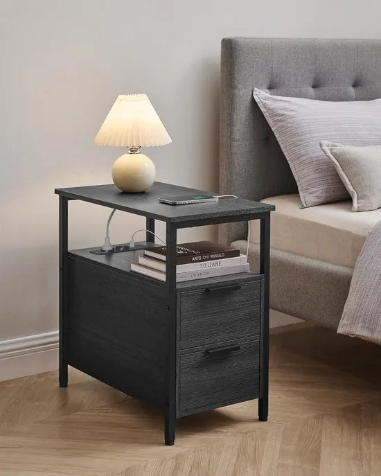 FurnStar - Bijzettafel - Nachtkastje met Stekkerdoos - 2 Laden - Banktafel - Nachtkastje voor Woonkamer en Slaapkamer - Antracietgrijs - Inktzwart