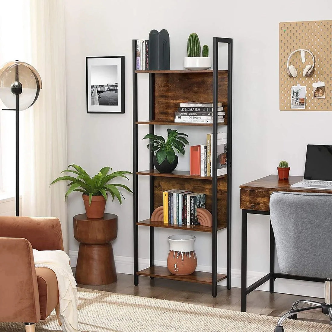 FurnStar - Boekenkast - Opbergplank - Keukenkast - 5 Niveaus - Stabiel Stalen Frame - Voor Kantoor, Entree, Woonkamer - Industriële Stijl - Rustiek Bruin en Zwart - 62 x 24 x 165 cm
