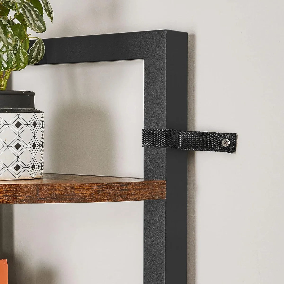 FurnStar - Hoekkast met 5 Niveaus - Hoekboekenkast - Veelzijdig Opbergmeubel - Plantenrek - Voor Woonkamer - Slaapkamer - Kantoor - Industrieel - 30x30x150 - Bruin/Zwart