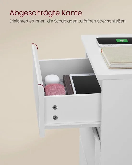 Furnstar Kailyn Collection - Nachtkastje met stekkerdoos -Set van 2 -Bijzettafel - 3 laden - 2 AC-Stopcontacten - 2 USB-A-aansluitingen - Modern - Wolkenwit