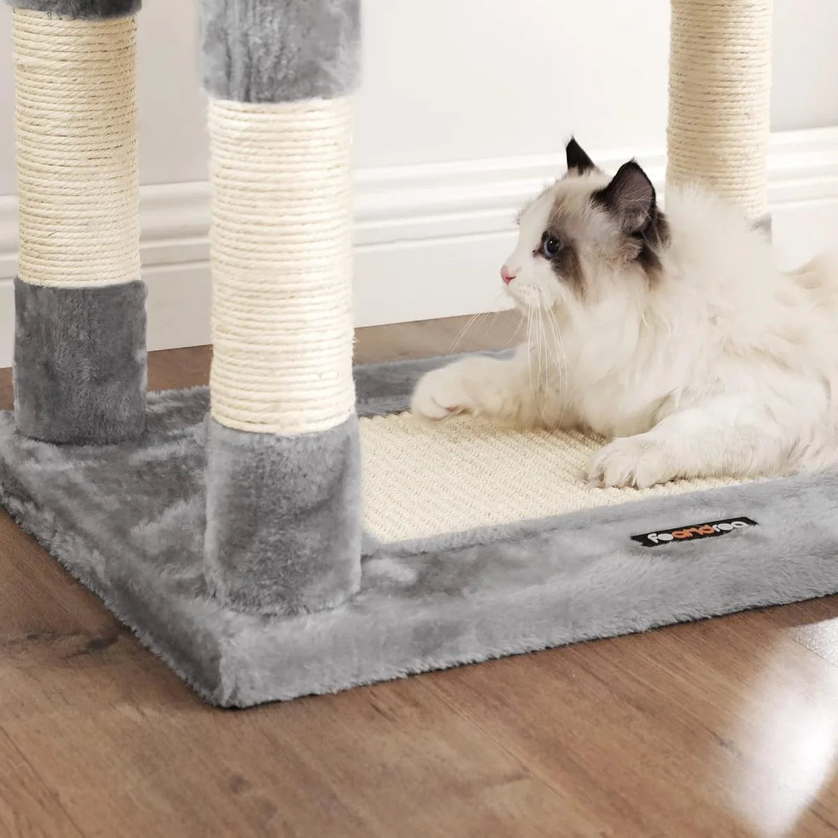 FurnStar - Krabpaal - 138 cm kattentoren voor binnenkatten - pluchen kattenhuis met krabplank - 9 krabpalen - zitstok - grot - ontwerp met meerdere niveaus - Grijs