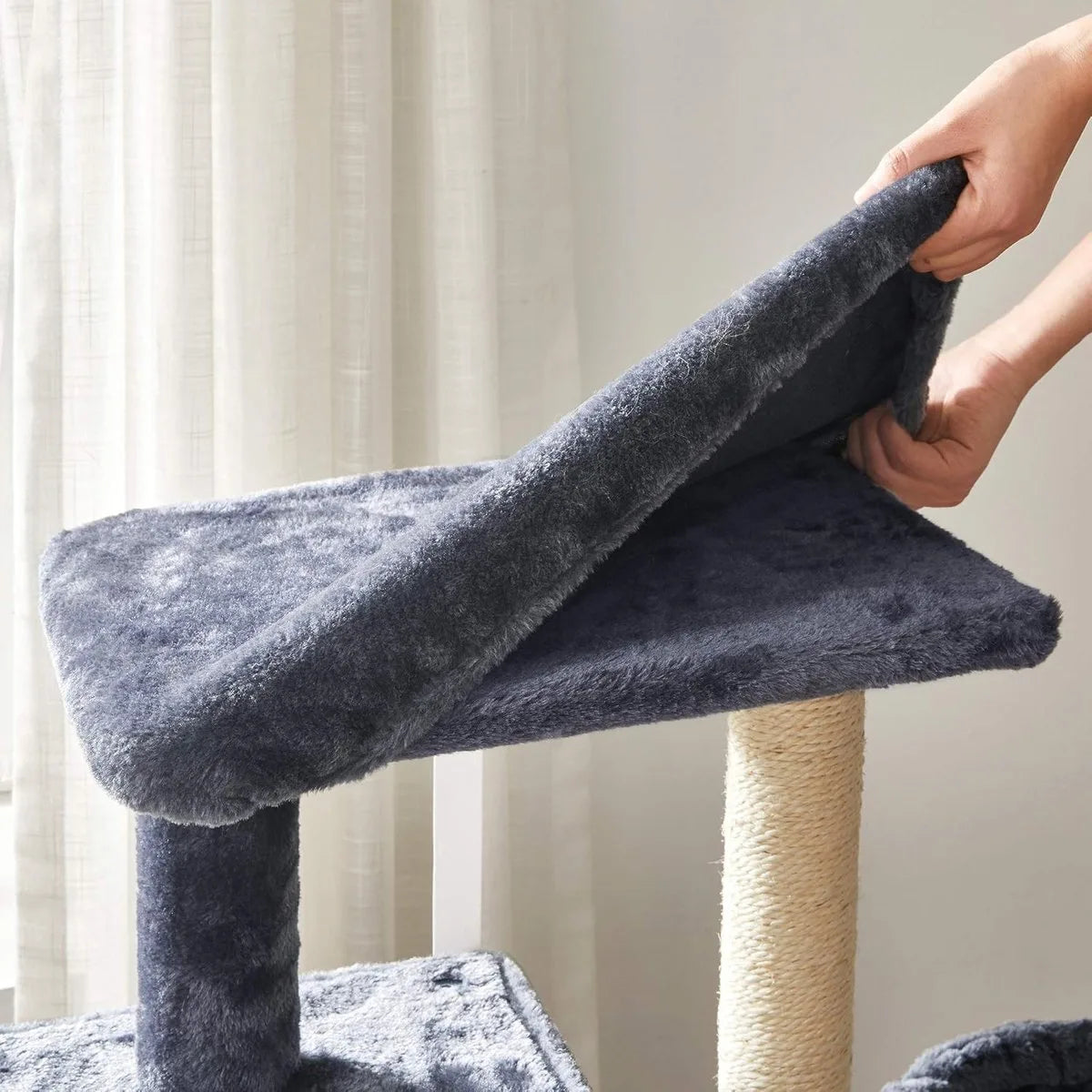 FurnStar - Krabpaal - Klein Kattenappartement 84 cm - Kattentoren - Grijs