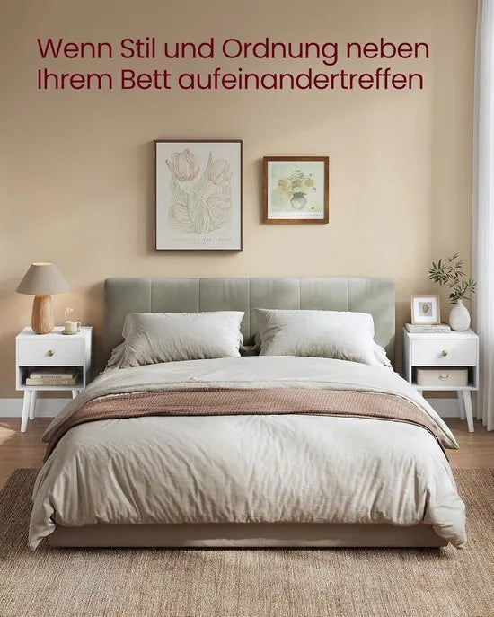 FurnStar Nachtkastje – Bijzettafel met lade & open plank – Houten poten – Voor woonkamer, slaapkamer, bank – Sneeuwwit – 28 x 39 x 55 cm