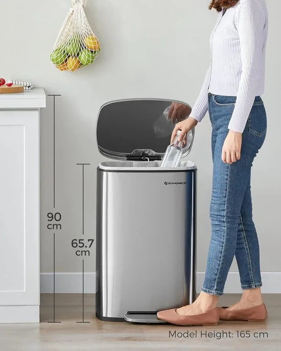 FurnStar - Pedaalemmer - Keukenemmer 50L - Pedaalemmer voor Keuken - Vuilnisbak - Soft Close, Opstappedaal - Staal - Binnenemmer - Zilver