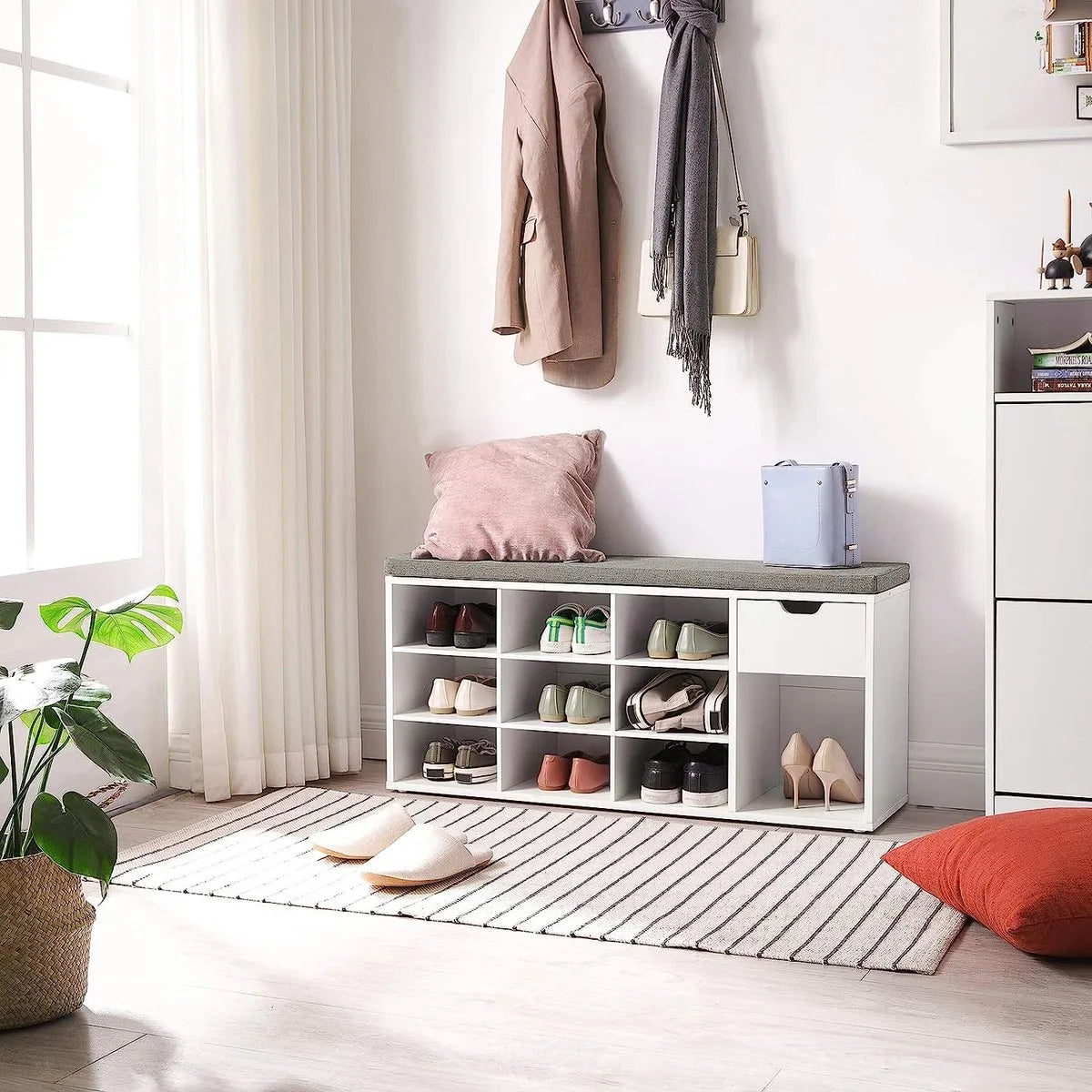 FurnStar - Schoenenbank - Schoenenrek met lade en open vakken - Bank - Gestoffeerde zitting -Gang - Slaapkamer en entree - 104 x 30 x 48 cm - Wit