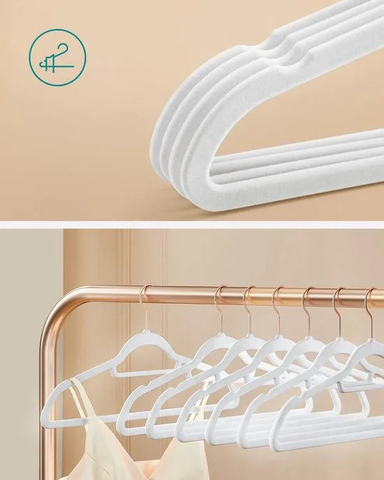FurnStar – Set van 30 Fluwelen Kledinghangers – Antislip – 360° Draaibare Haak – Dun & Stevig – Met Stropdasstang – Voor Jassen, Jurken en Broeken – 43,5 x 0,6 cm - Wit & Roségoud