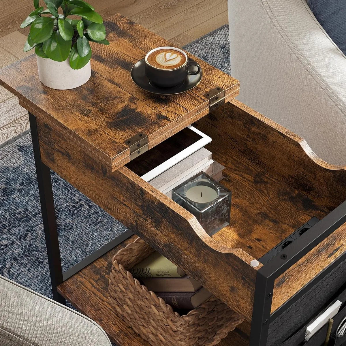 FurnStar – Smalle bijzettafel – Nachtkastje met stopcontact & USB-poorten – Inclusief stoffen opbergtas – 31,5 x 60 x 60 cm – Vintage bruin-zwart
