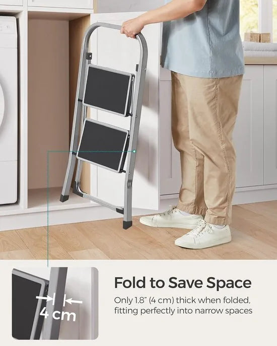 FurnStar - Trapladder - 2-Stapsladder - Vouwladder - Veiligheidsslot - Ruimtebesparende Opslag - Draagvermogen tot 150 kg - Duifgrijs