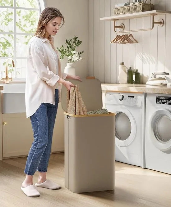 FurnStar - Wasmand met deksel - wasverzamelaar 90 l - uitneembare waszak - Oxford-weefsel - handgrepen van bamboe - inklapbaar - 42 x 32 x 70,5 cm - camelbruin