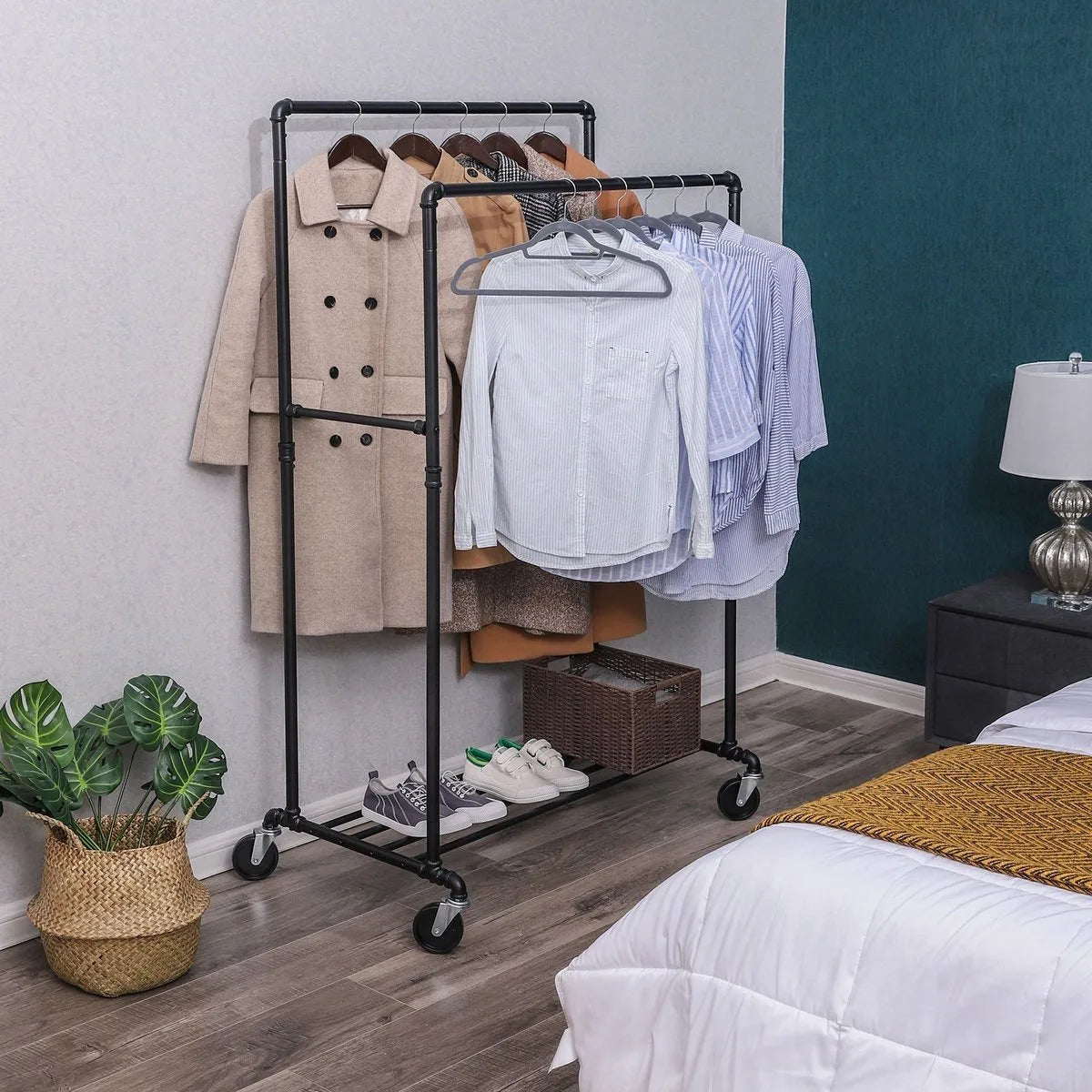 Kledingrek Jorginho - Zwart metaal - Kledingrek op wieltjes - Kledingkast - Garderobe-organizer - Slaapkamer - tot 110 kg