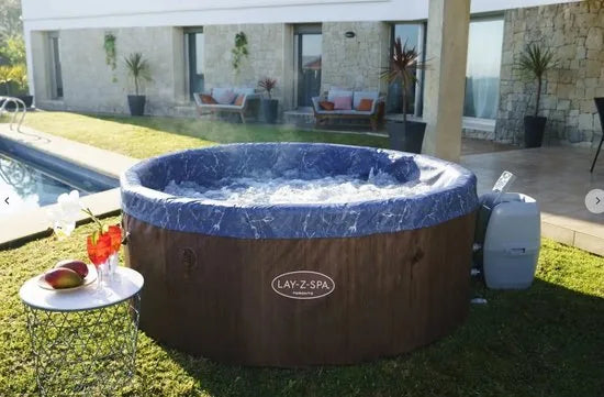 Lay-Z-Spa Toronto met Wifi tot 7 personen!