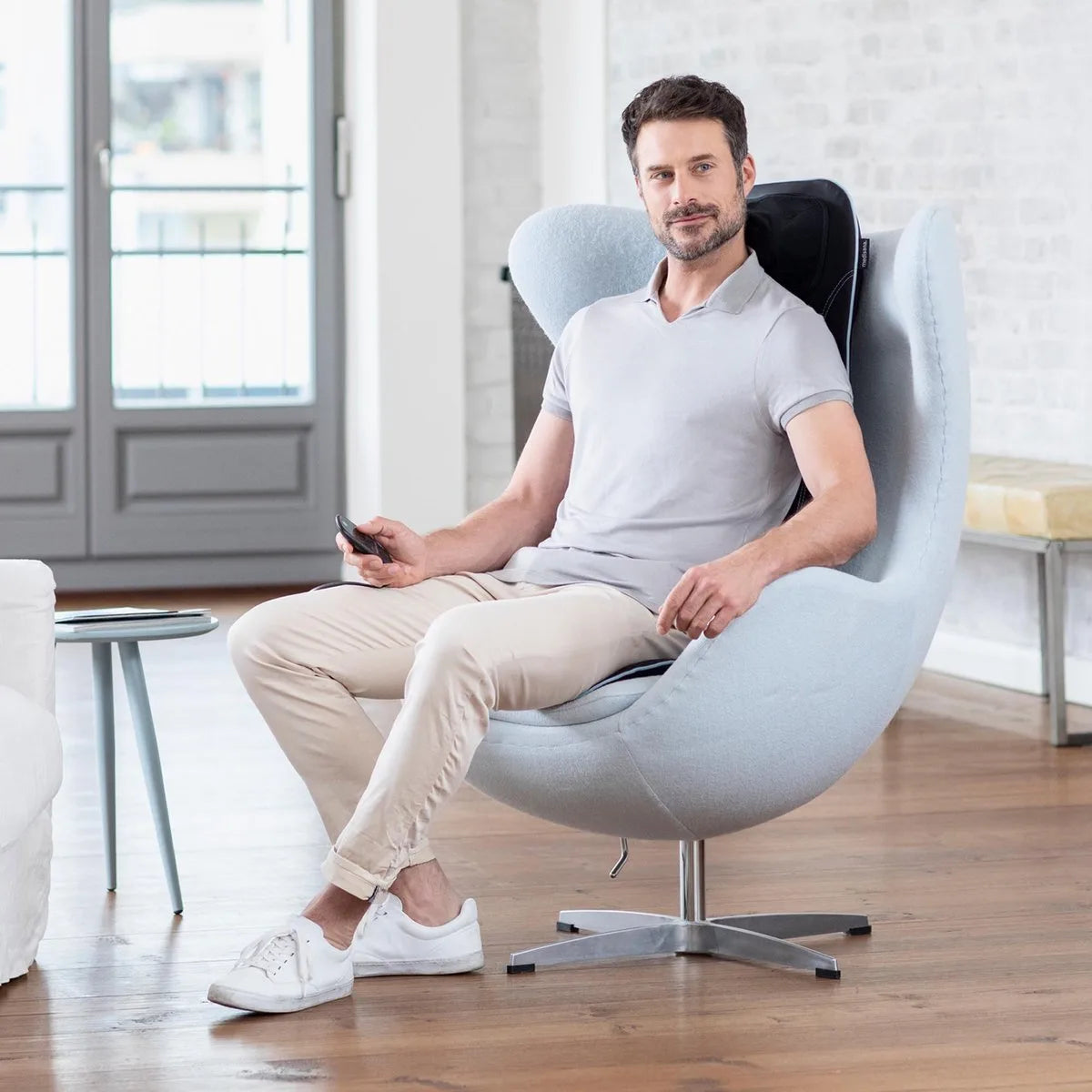 LuxeLivin' - SLuxeLivin' -atsu massagekussen MCN zwart