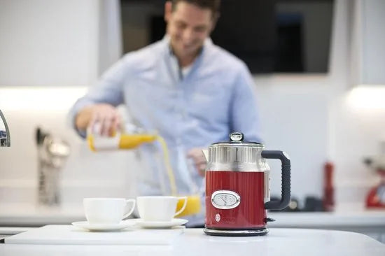 Russell Hobbs 21670-70 Retro Ribbon Red Waterkoker - Rood
