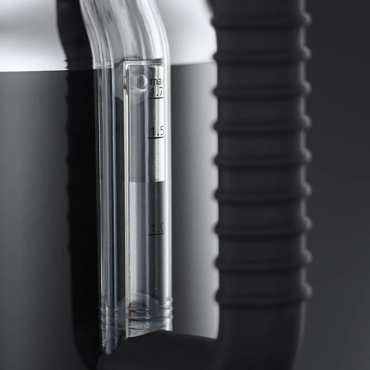 Russell Hobbs 21671-70 Retro Classic Noir Waterkoker - Zwart