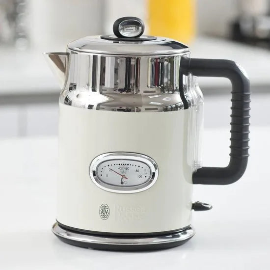 Russell Hobbs 21672-70 Retro Vintage Cream Waterkoker - Crème