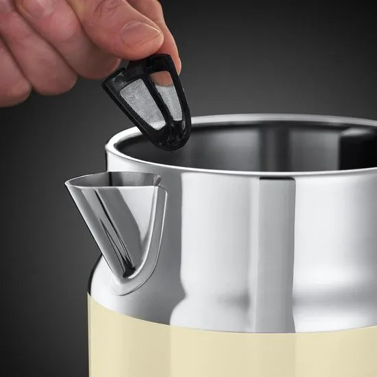 Russell Hobbs 21672-70 Retro Vintage Cream Waterkoker - Crème