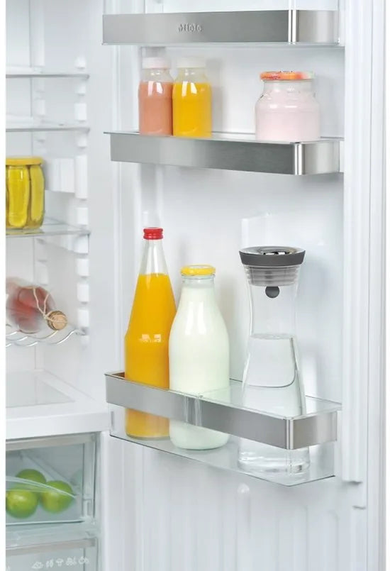 WMF Basic - Waterkaraf - 1,0L - Zwart - Druppelvrij - Geschikt voor Koelkastdeur