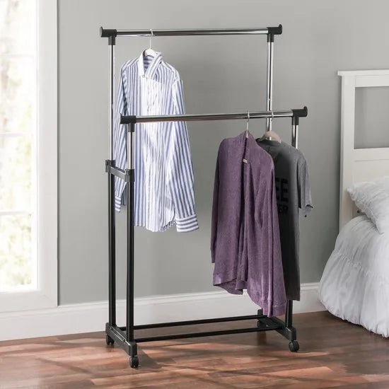 Wooners® - Dubbel kledingrek | Op wieltjes | 1 stuk | Verstelbaar in 3 hoogtes 110 cm - 135 cm - 160 cm | 2 stangen | 2 laags | Garderoberek | Hangrek met schoenrek | Mobiele kapstok | Staand | Verrijdbaar | Zwart metaal